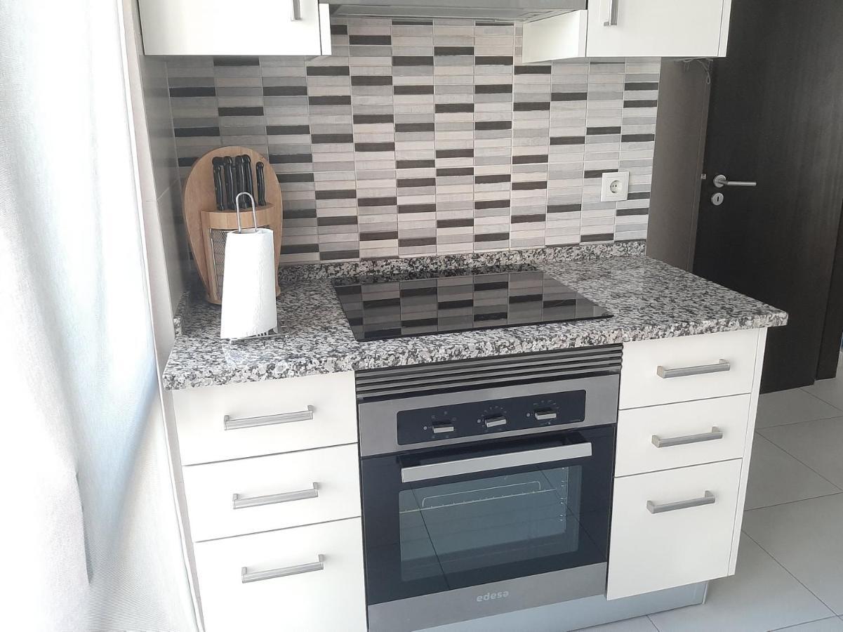Apartamento Zacarias By Ferias Com Sol Quarteira Exterior photo